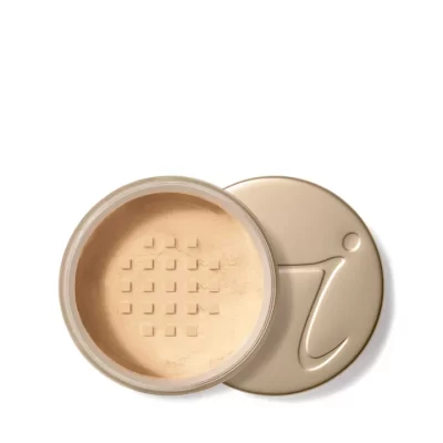 Amazing Matte Loose Finish Powder - Features and benefits: A translucent loose powder that uses rice powder to absorb oil and eliminate shine. Can be worn under or over the mineral bases. Will not dry or dull the complexion. Designed to provide a smooth, matte finish. Use as a finishing powder, touch-up powder or translucent finish.